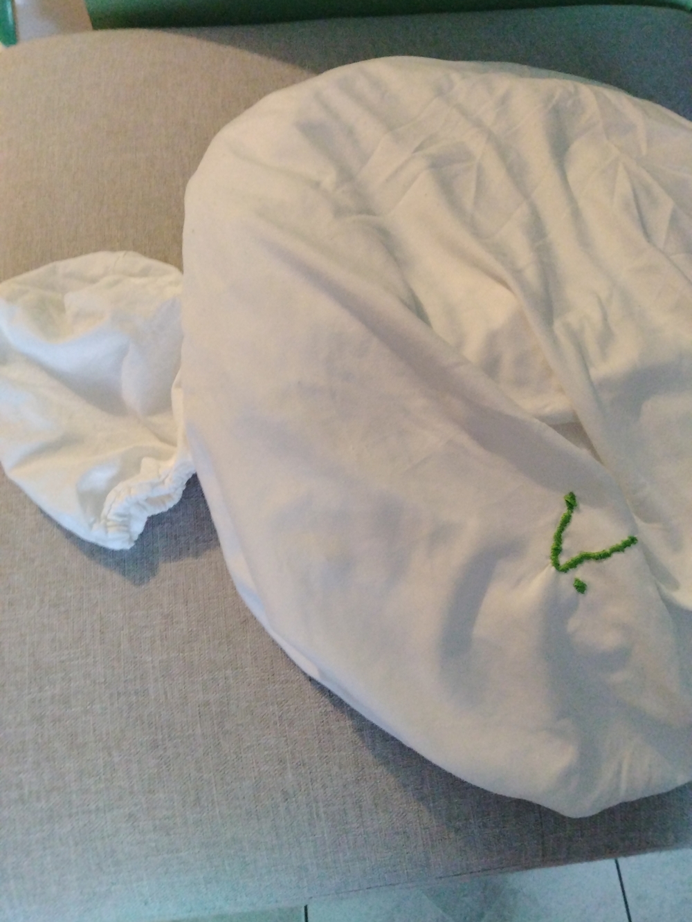 White Home Bedding Fitted Sheet V stands For Victory Queen Size